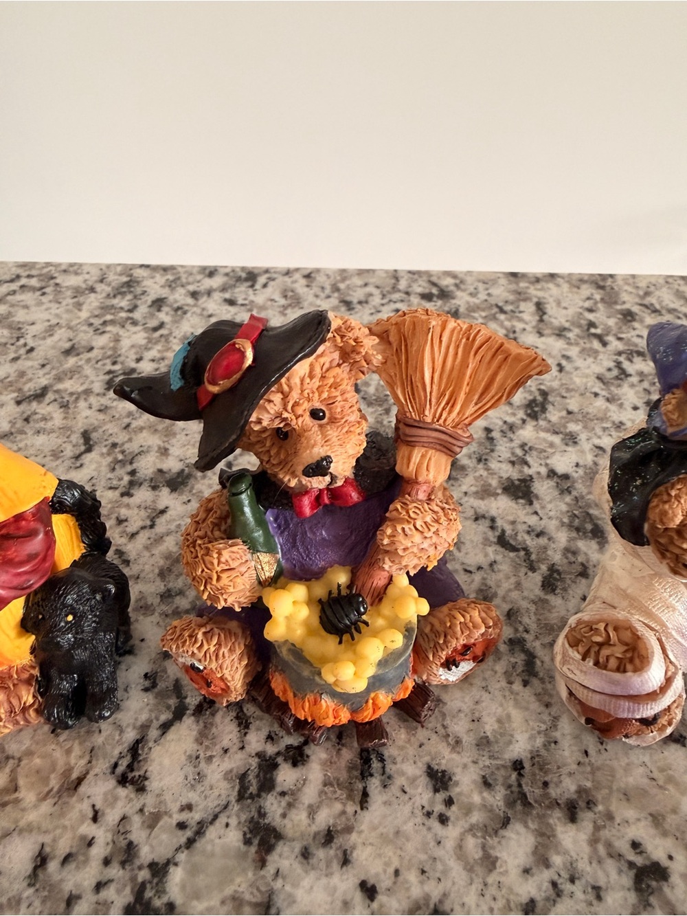 Halloween Pumpkin Bear Figurine Set of 5 - Picture 4 of 7